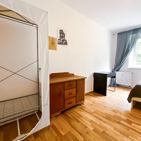 Suiteable Living- Hell, Stilvoll, Komfortabel Nahe Zentrum Und Messe Apartman *